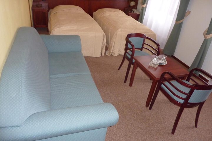 Room 16 of 61