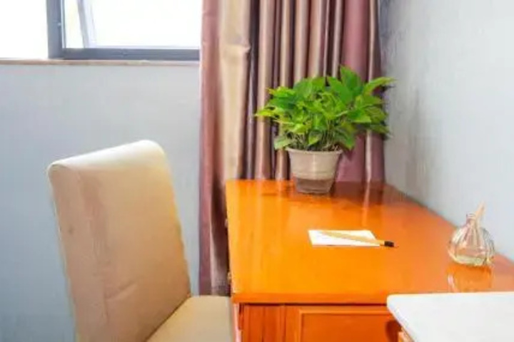 Hua Yu Hotel