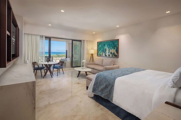 Room 28 of 105