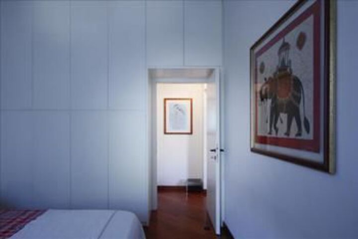 Room 17 of 50