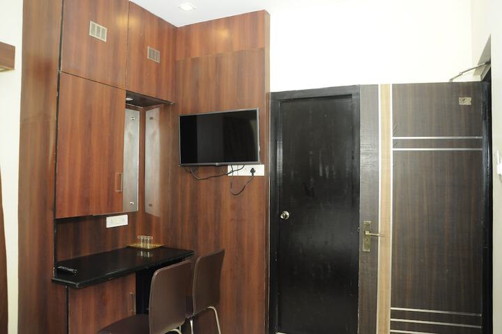 Room 35 of 58