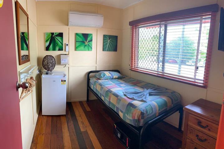 Room 18 of 49