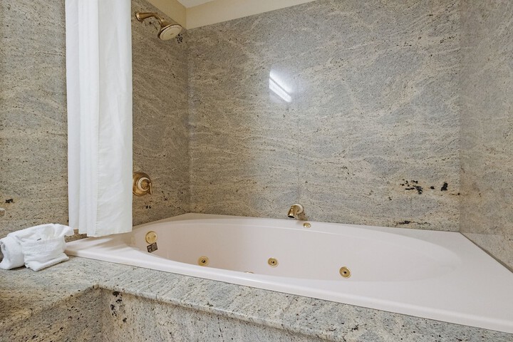 Standard | King Bed (6 of 30)