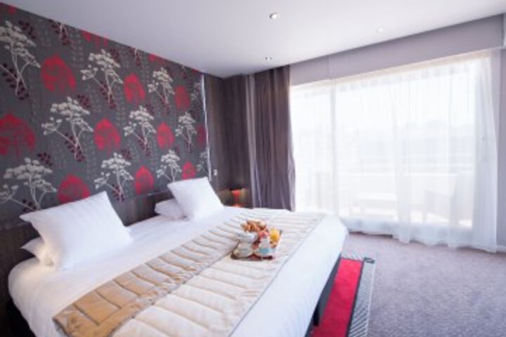 Room 12 of 86