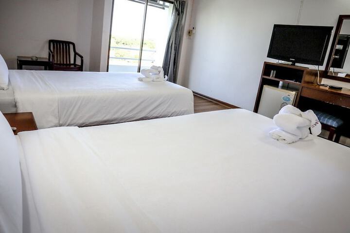 Room 34 of 101