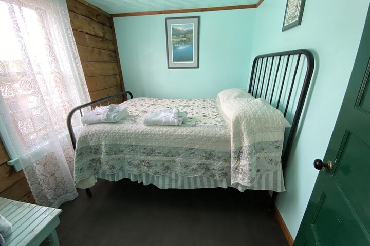 Room 8 of 81