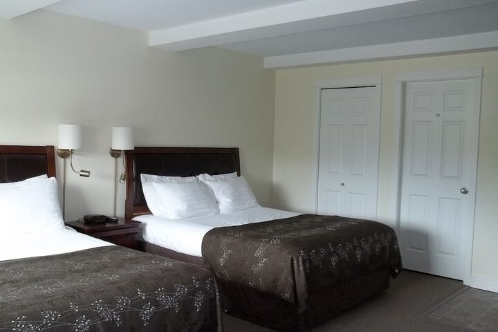 Room 2 of 36