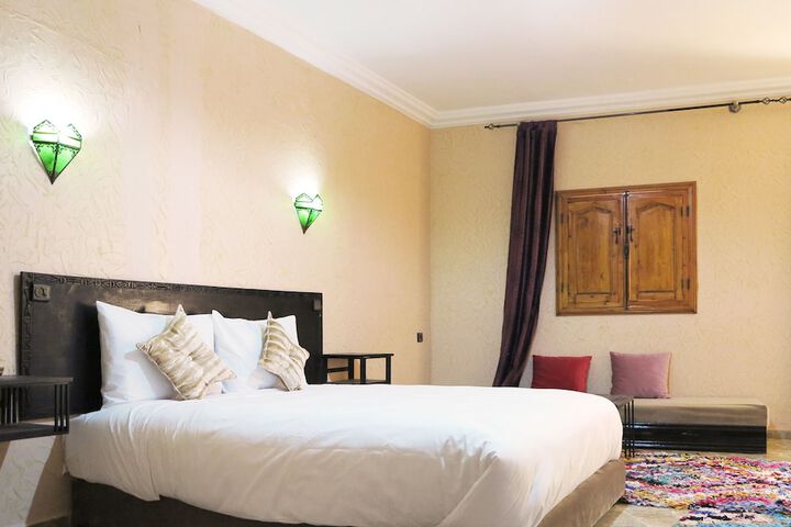 Room 9 of 29