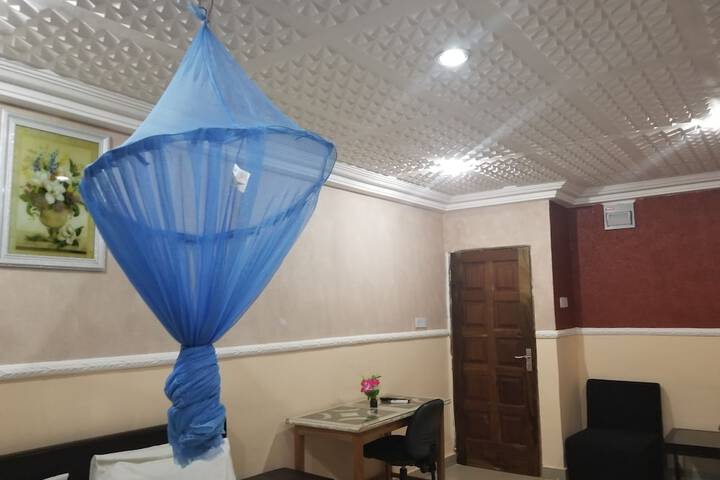 Room 14 of 71