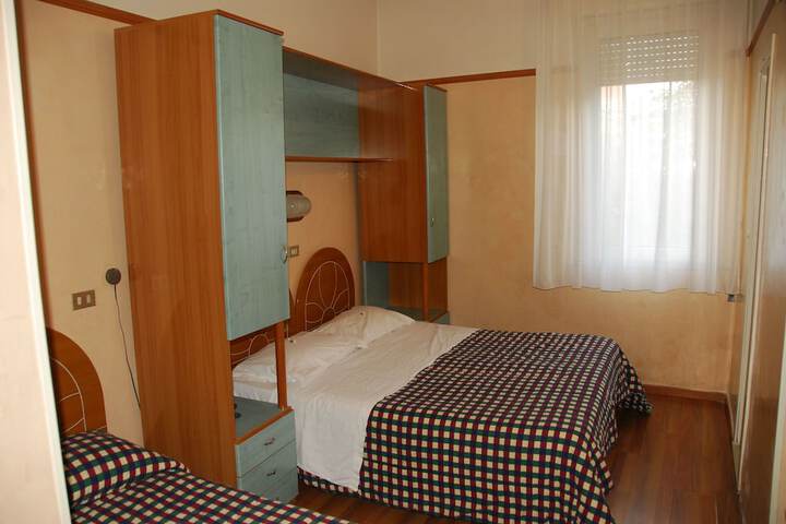 Room 4 of 56