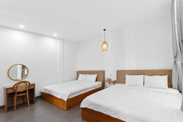 Room 4 of 31