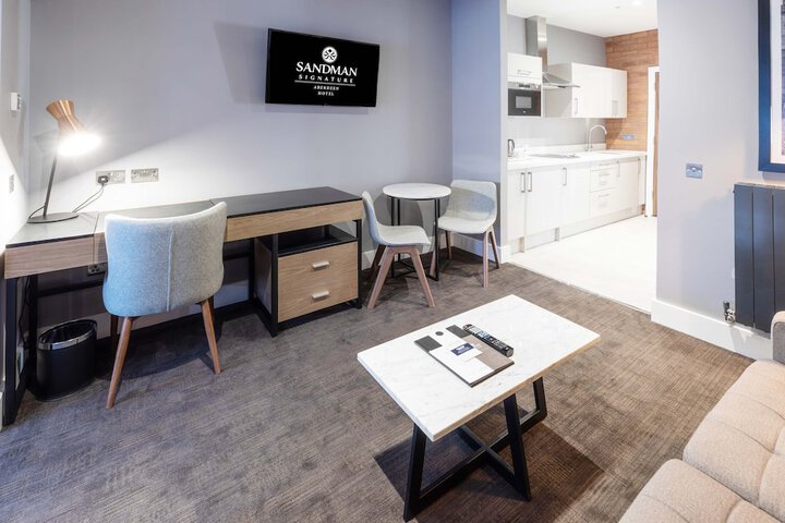 Room 14 of 72