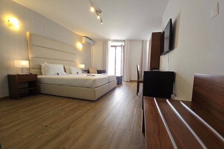 Room 18 of 61