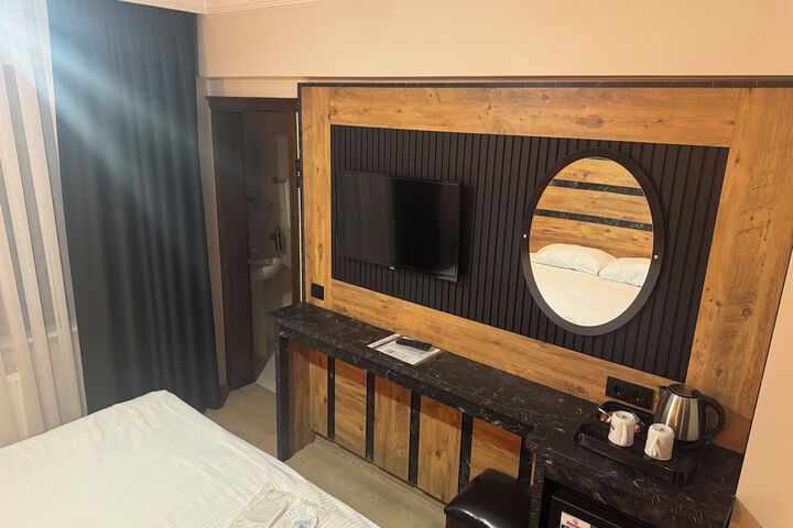 Room 11 of 109