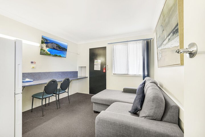 Room 22 of 50