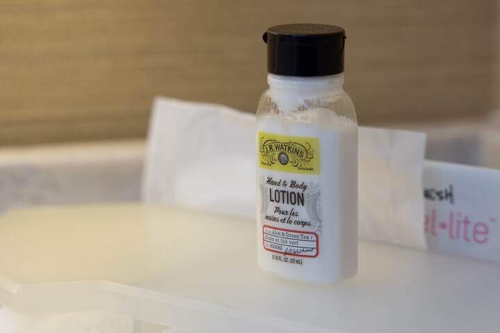 Room amenity