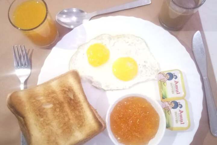 Breakfast meal