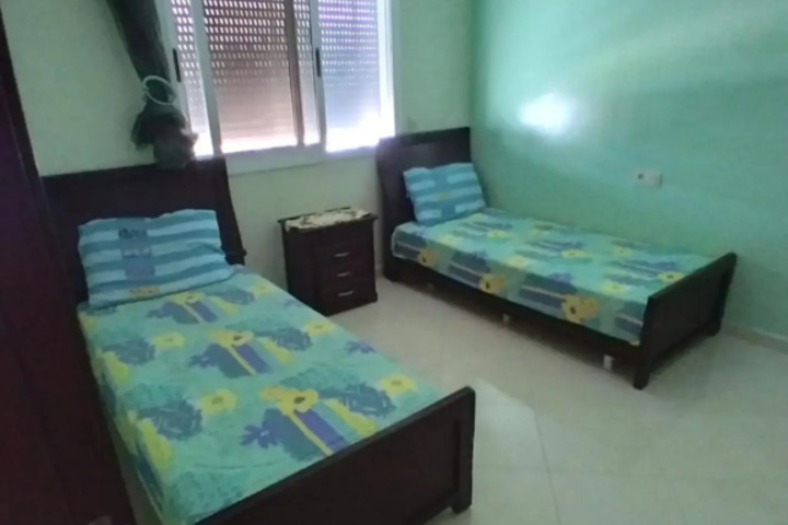 Room 5 of 9