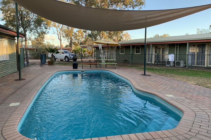 Pool 12 of 27