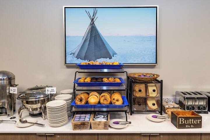 Breakfast buffet