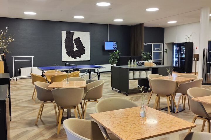Guest Lobby