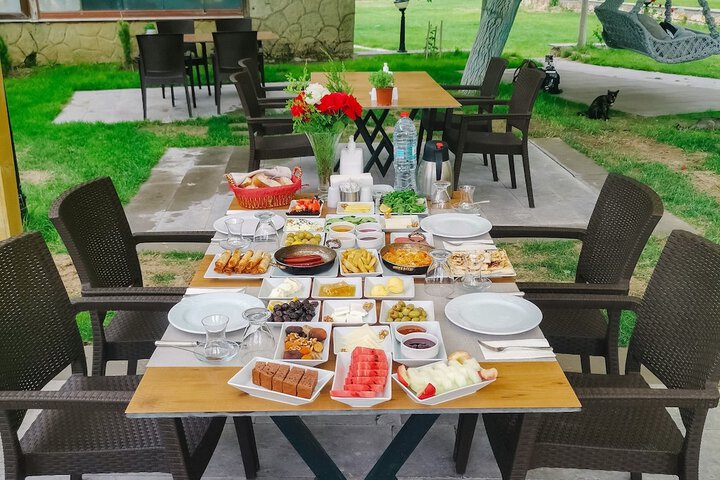 Breakfast/Coffee Service 89 of 118