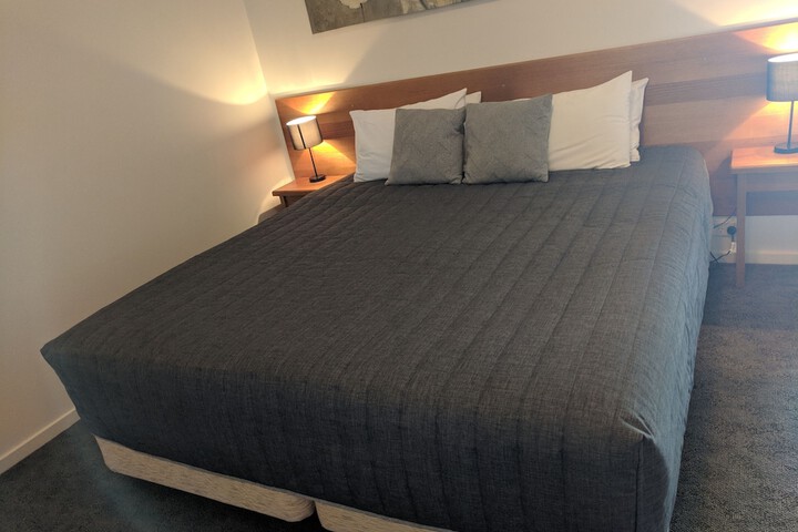 Room 9 of 54
