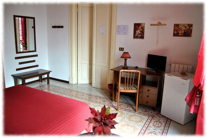 Room 26 of 60