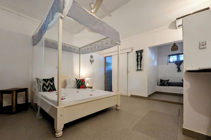 Room 56 of 150