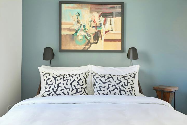 Room 5 of 31