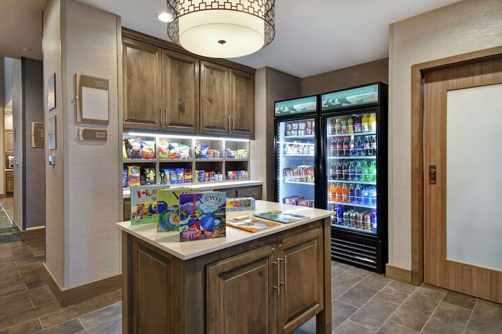 Snack bar