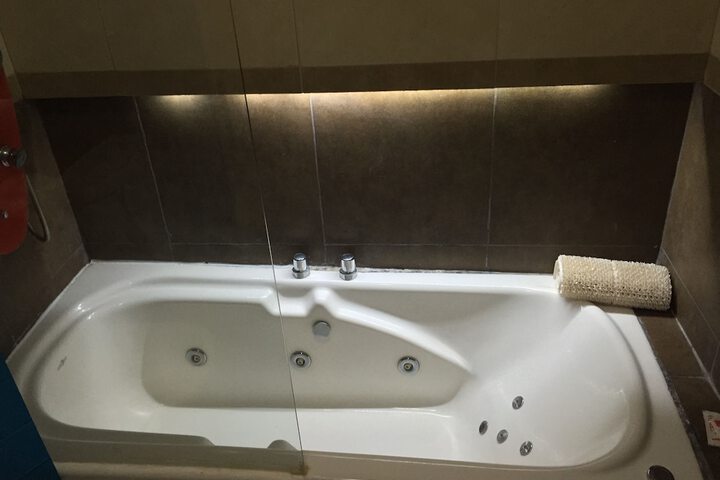 Room 15 of 58