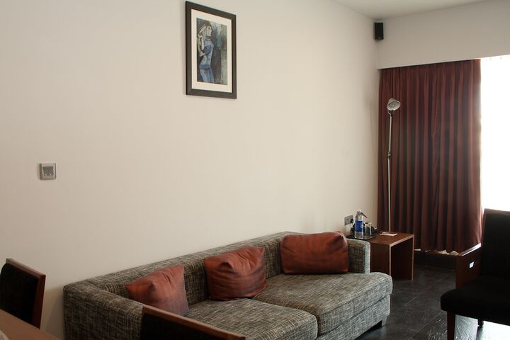 Room 64 of 125