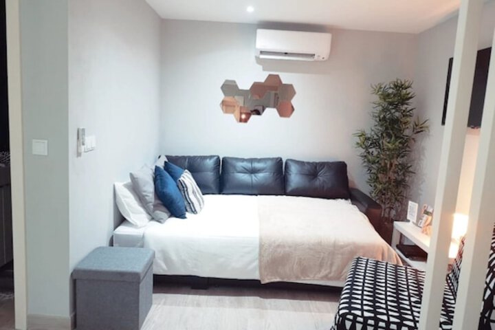 Room 17 of 55