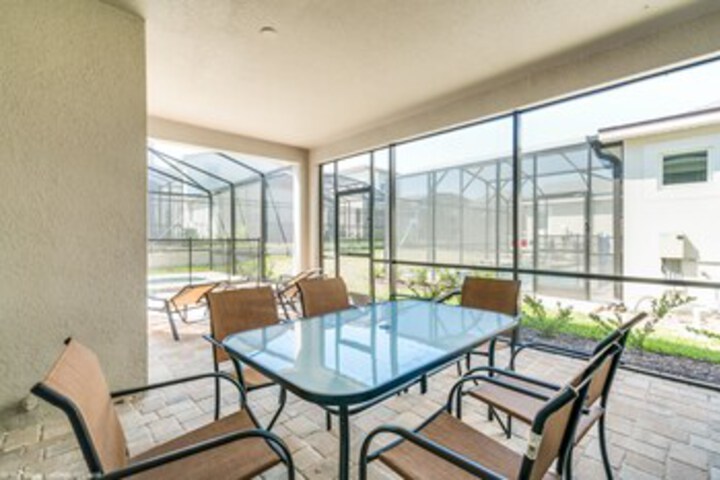 Terrace/Patio 13 of 50