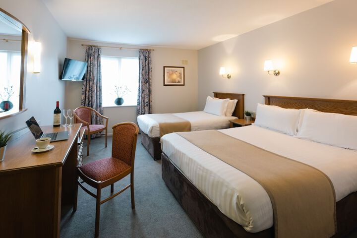 Room 4 of 49
