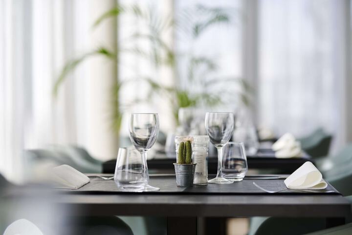 Dining 72 of 116