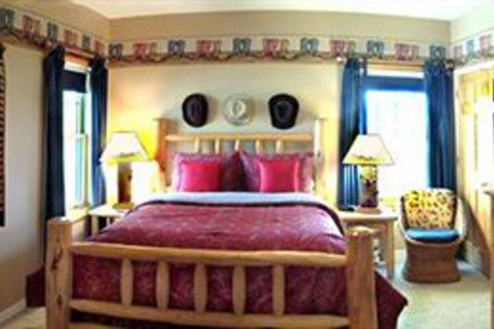 Room 11 of 23