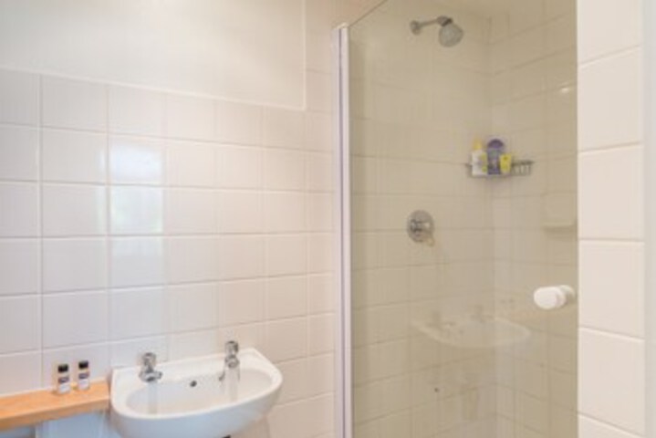 Room 2 of 19