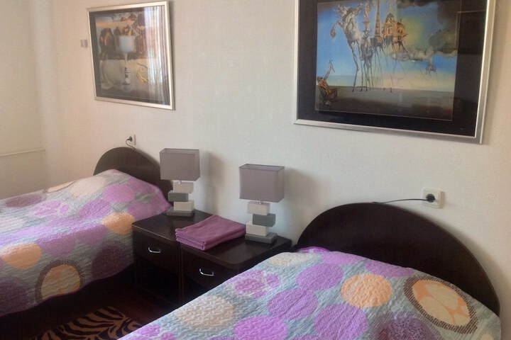 Room 6 of 21