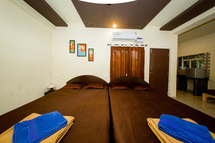 Room 56 of 144