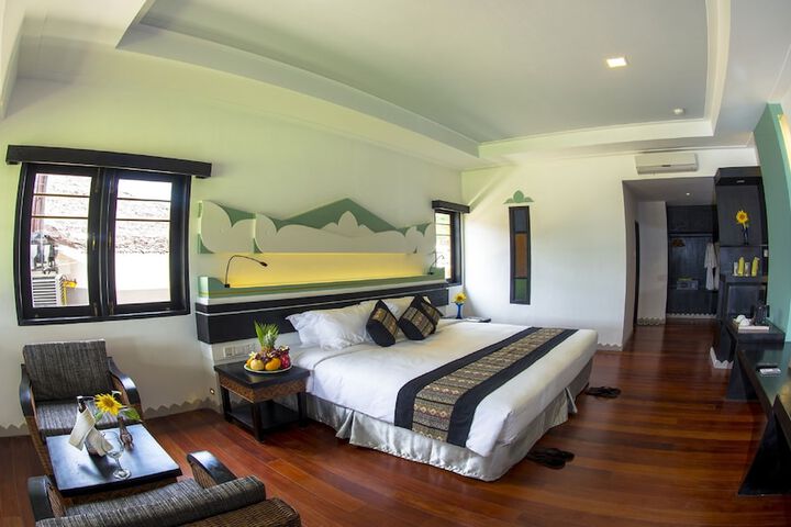 Room 21 of 46