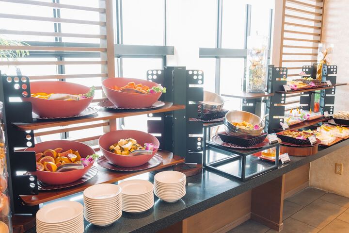 Breakfast/Coffee Service 264 of 299