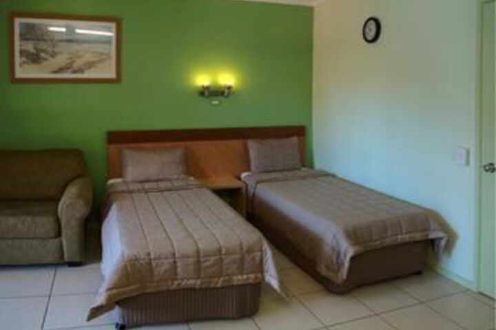 Room 18 of 23