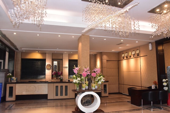 Hotel Interior 4 of 58