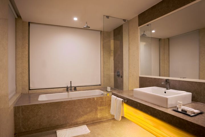 Room 12 of 45