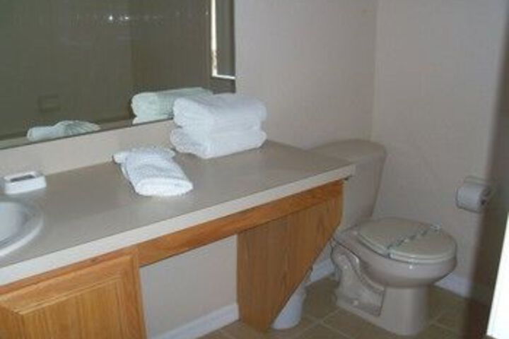 Room 2 of 13