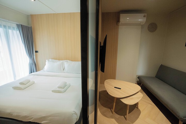 Room 43 of 96