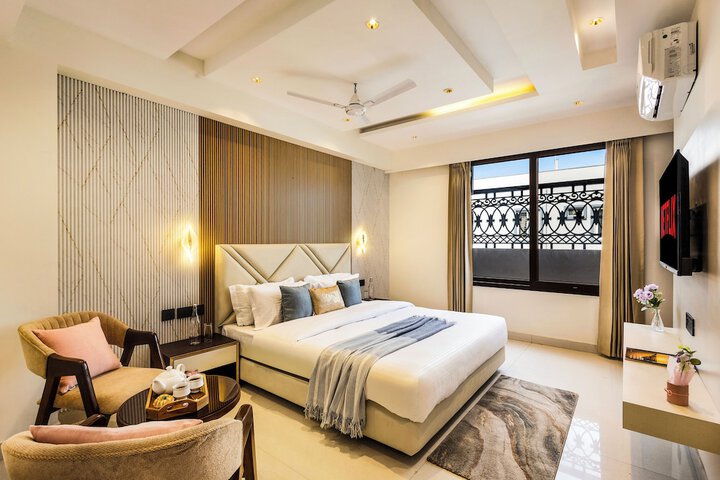 Room 42 of 71