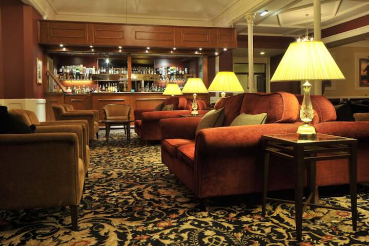 Hotel Lobby